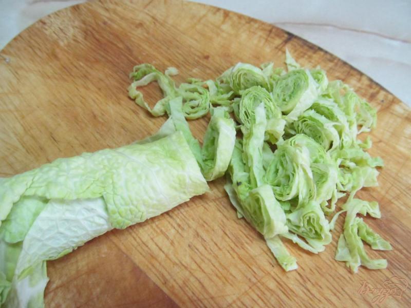 Фото приготовление рецепта: Салат с ветчиной кукурузой и капустой шаг №1