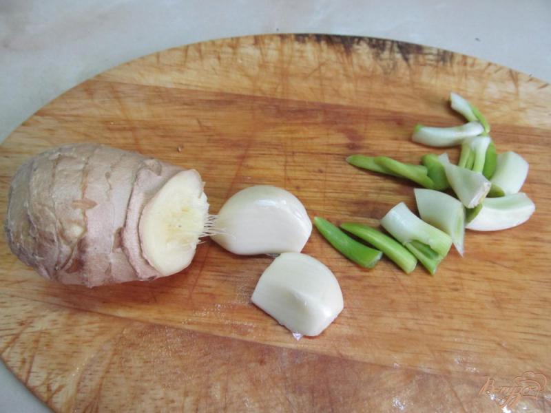 Фото приготовление рецепта: Курица с рисом шаг №2