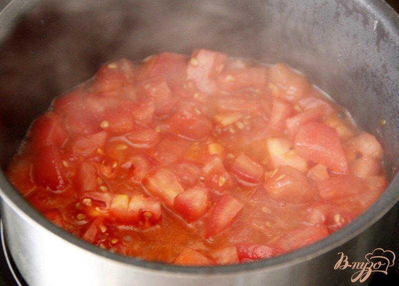 Фото приготовление рецепта: Суп с рисом и ароматными фрикадельками шаг №4