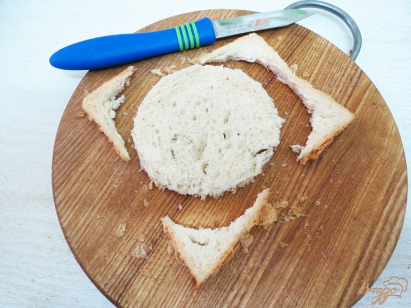 Фото приготовление рецепта: Хлебные запеканки с начинкой шаг №4
