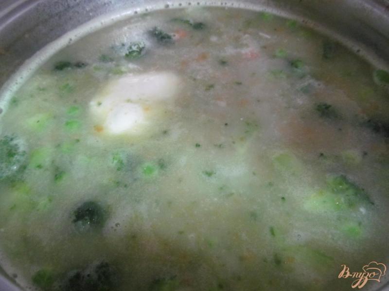 Фото приготовление рецепта: Суп - пюре с брокколи и фасолью шаг №7