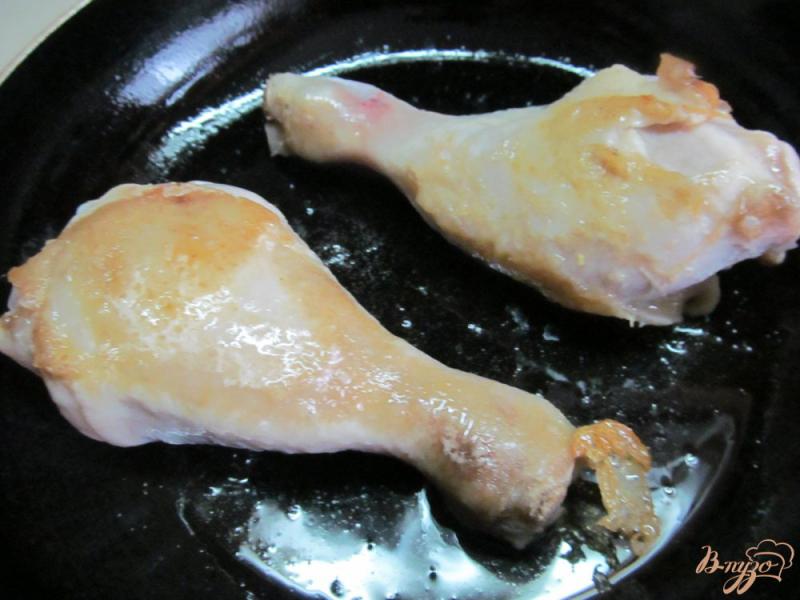 Фото приготовление рецепта: Курица с гречкой и грибами шаг №1