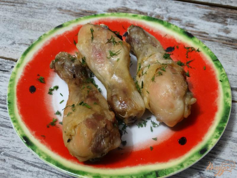 Фото приготовление рецепта: Куриные голени запеченные на соли шаг №5