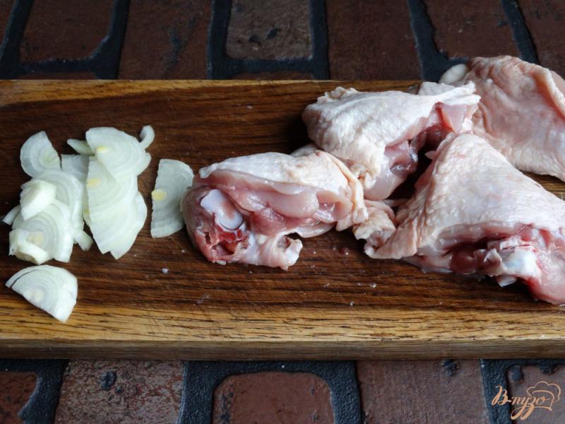Фото приготовление рецепта: Курица жареная с шиитаке шаг №1