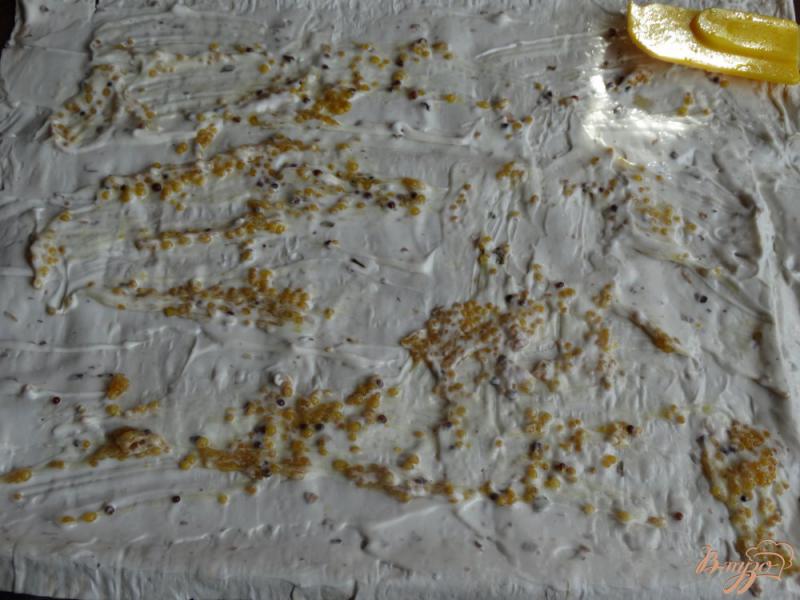 Фото приготовление рецепта: Рулетики из лаваша с маринованными шампиньонами шаг №3