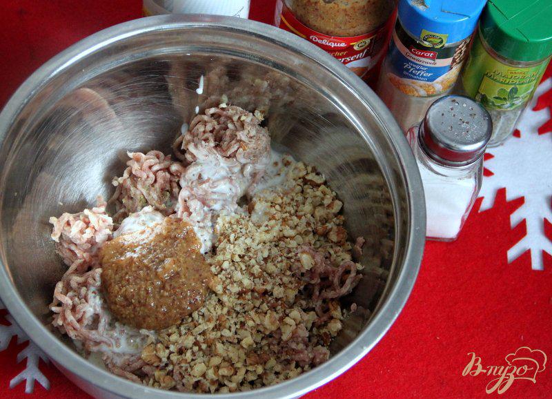 Фото приготовление рецепта: Фаршированное бедро индейки в слоеном тесте шаг №3