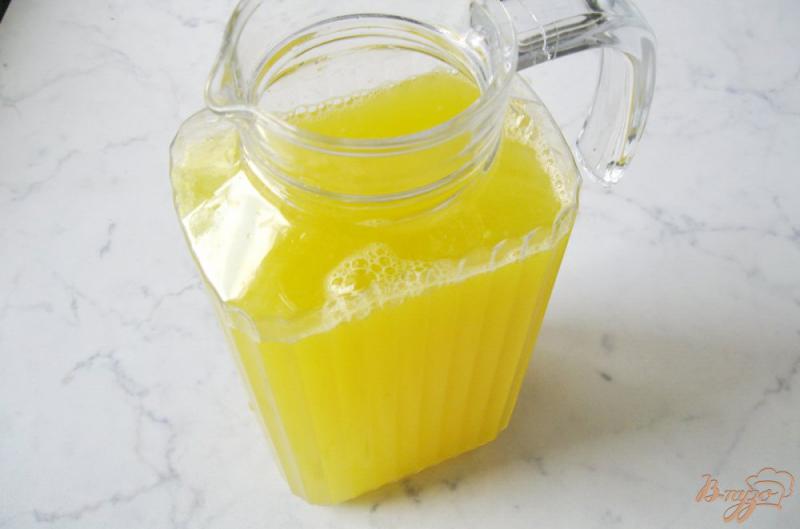 Фото приготовление рецепта: Лимонад из апельсина шаг №6