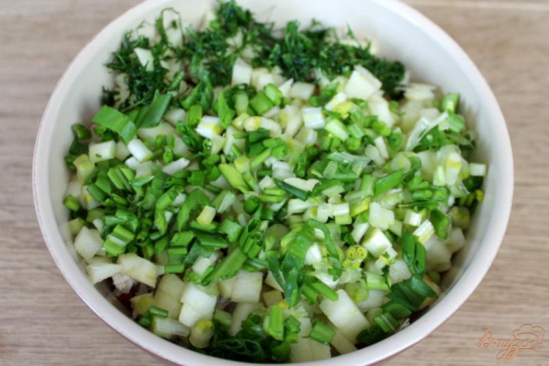 Фото приготовление рецепта: Мясной салат с черемшой шаг №5