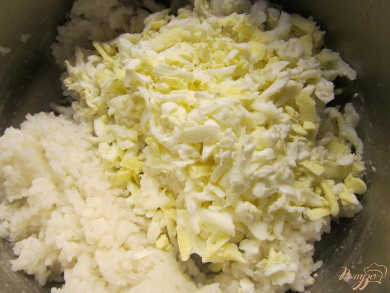Фото приготовление рецепта: Пирожки с рисом в духовке шаг №9