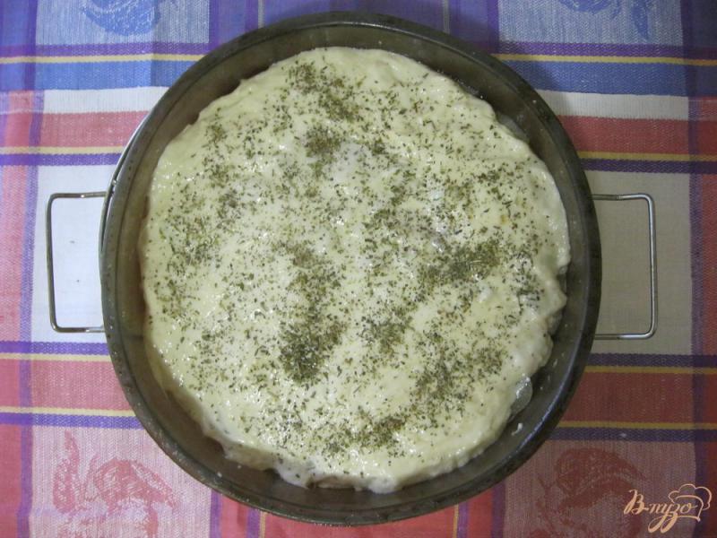 Фото приготовление рецепта: Постный закрытый пирог с овощами шаг №8