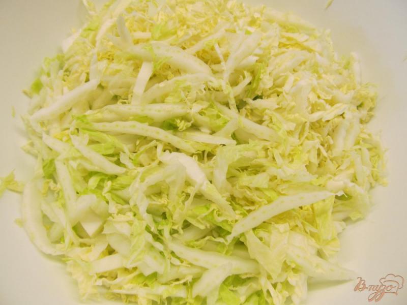Фото приготовление рецепта: Салат с горчично-медовой заправкой шаг №1