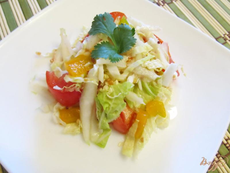 Фото приготовление рецепта: Салат с горчично-медовой заправкой шаг №10