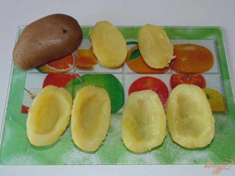 Фото приготовление рецепта: Картофель фаршированный шампиньонами шаг №1