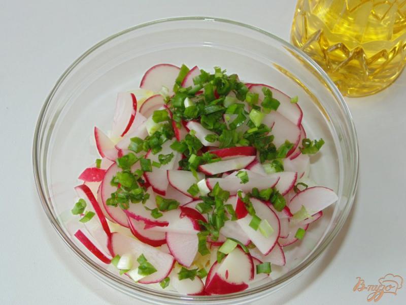 Фото приготовление рецепта: Картофельный салат с редисом шаг №5