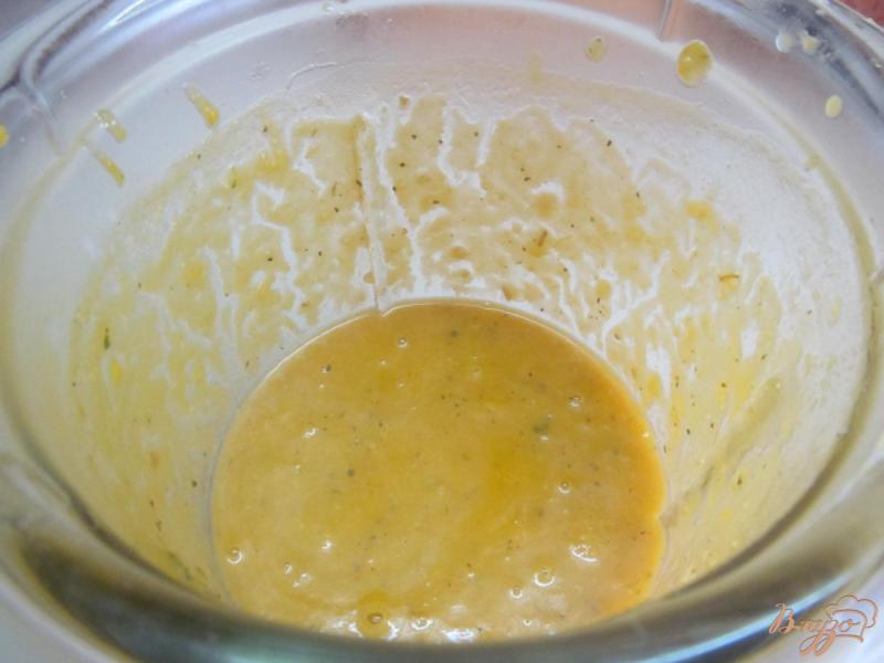 Фото приготовление рецепта: Суп-пюре из тыквы и квашенной капусты шаг №4