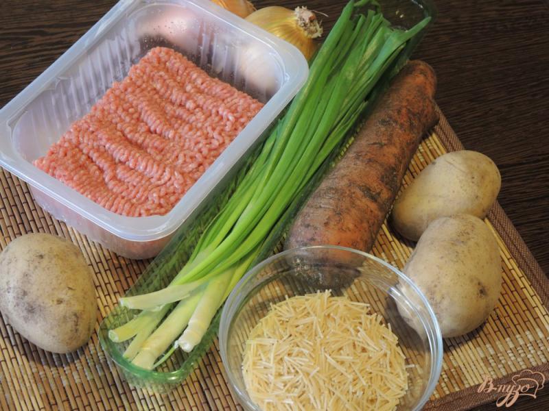 Фото приготовление рецепта: Картофельный суп с фрикадельками шаг №1