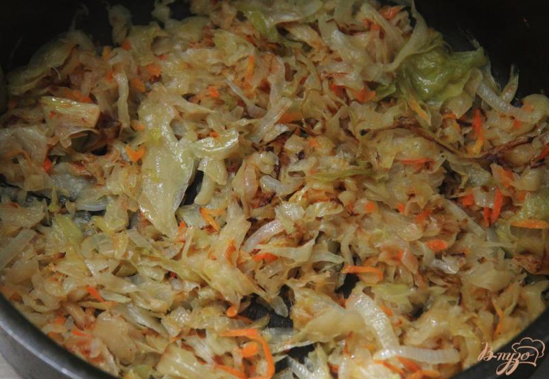 Фото приготовление рецепта: Запеканка из квашенной капусты с картофелем шаг №2
