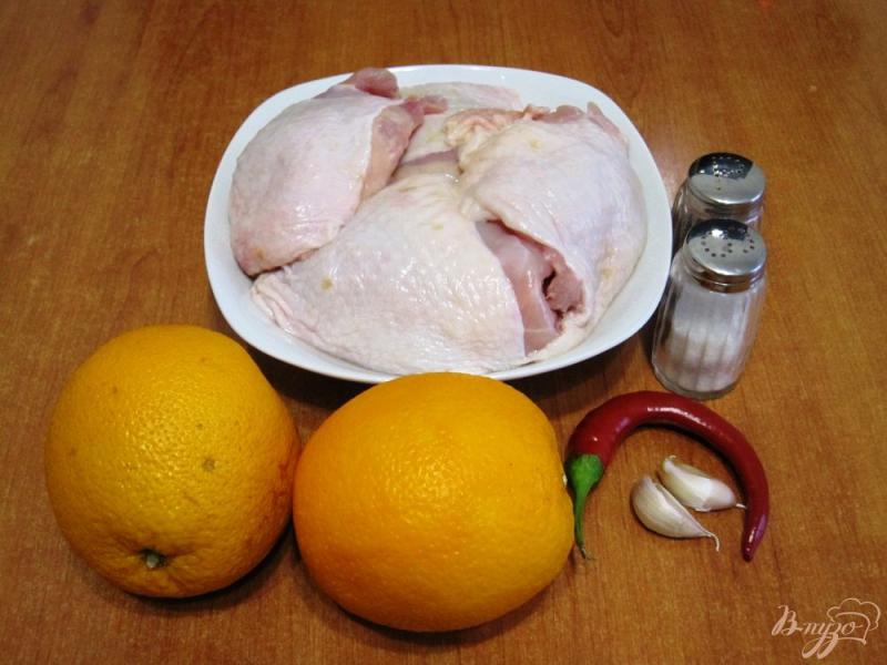 Фото приготовление рецепта: Куриные бедра в апельсиновом маринаде шаг №1