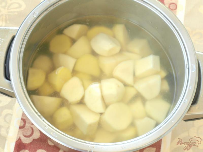 Фото приготовление рецепта: Запечённая картошка без масла шаг №1