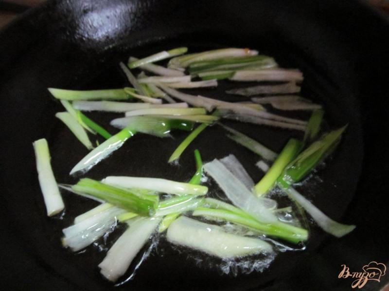Фото приготовление рецепта: Салат из тыквы и мяса шаг №2