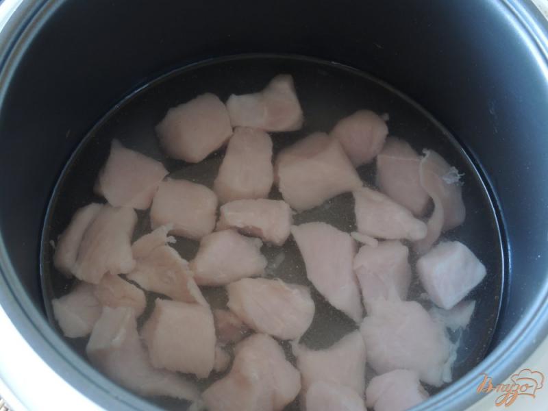 Фото приготовление рецепта: Суп-пюре из индейки и овощей в мультиварке шаг №3