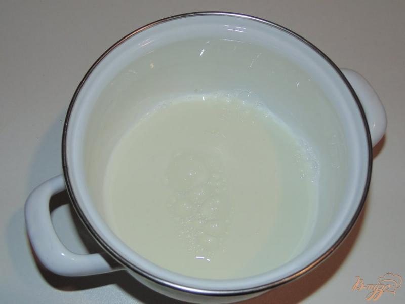 Фото приготовление рецепта: Молочно-ванильный кисель шаг №1