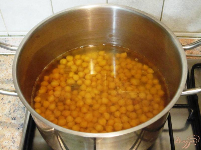 Фото приготовление рецепта: Суп с нутом и картофелем шаг №3