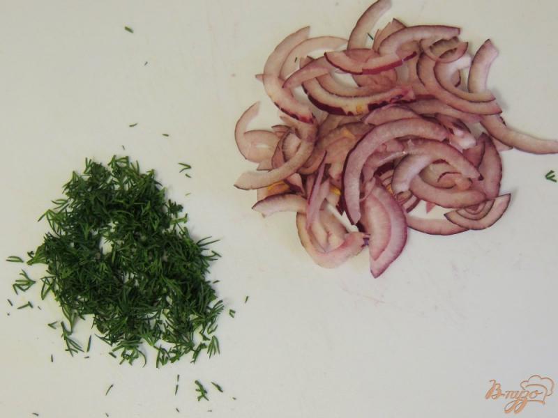 Фото приготовление рецепта: Салат из свежих овощей шаг №4