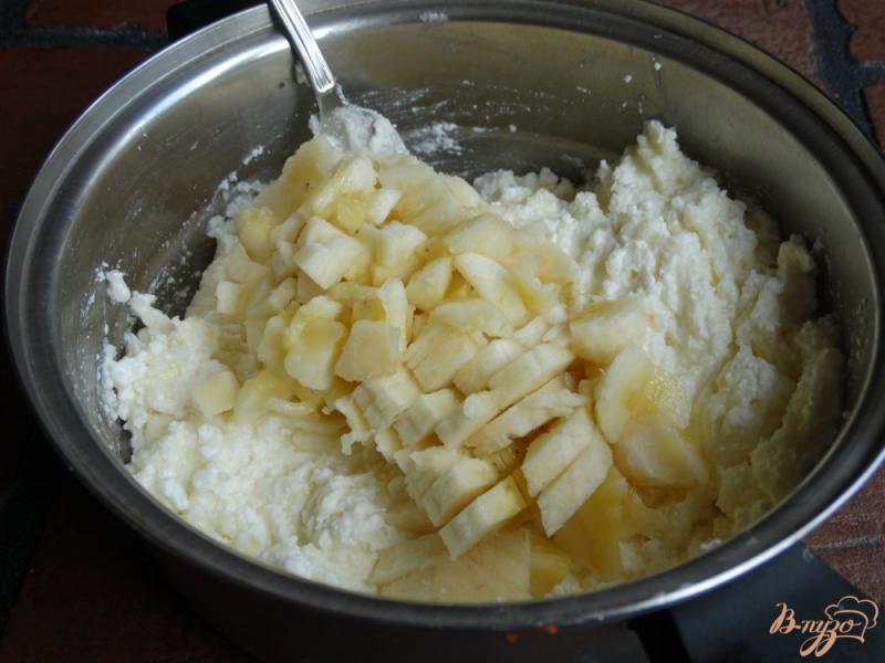 Фото приготовление рецепта: Сырники банановые шаг №3