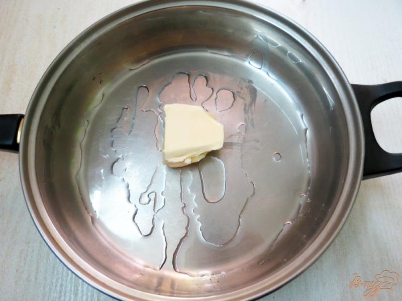 Фото приготовление рецепта: Тушёный шпинат со сметаной. шаг №4