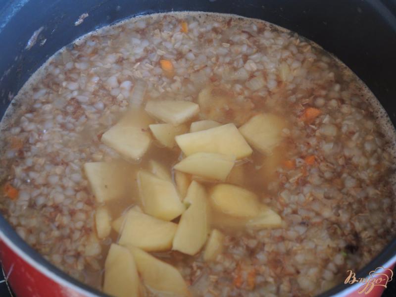 Фото приготовление рецепта: Диетический гречневый суп шаг №7