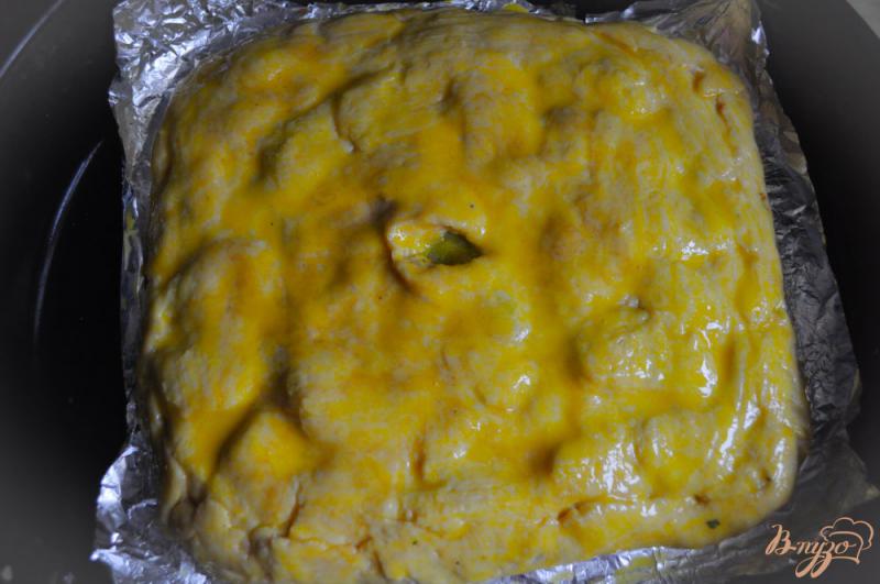Фото приготовление рецепта: Пирог с картошкой и луком шаг №6