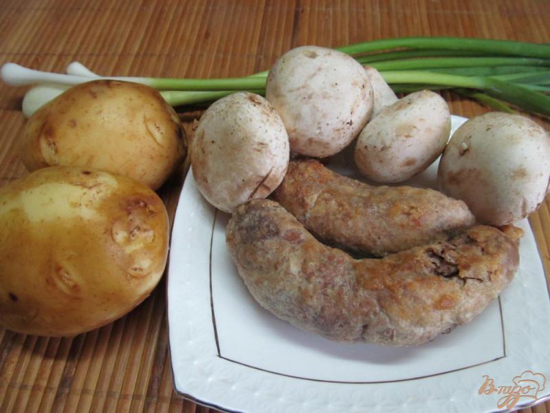 Фото приготовление рецепта: Жареный картофель с домашними колбасками шаг №1