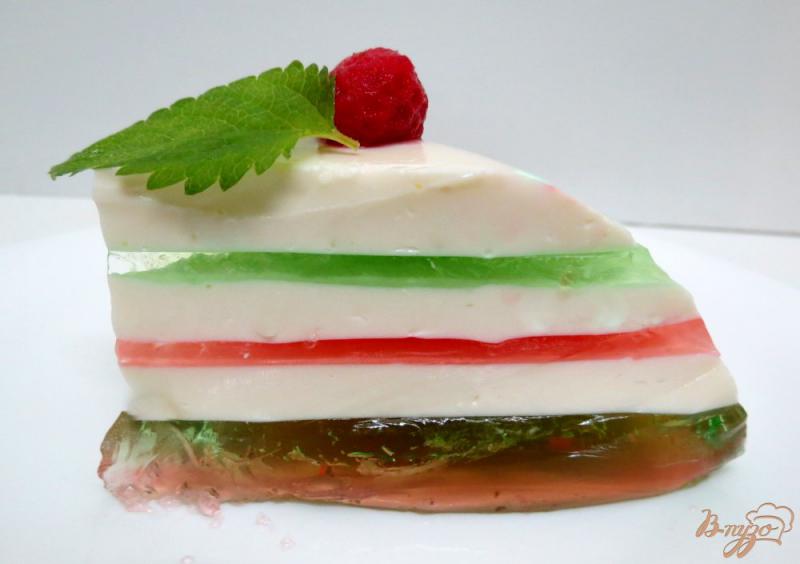 Фото приготовление рецепта: Торт десерт желейный шаг №5