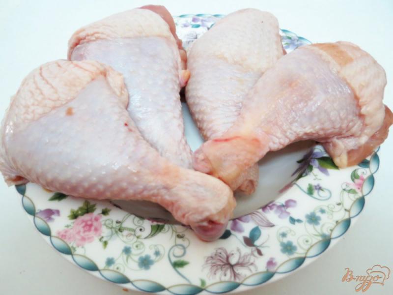 Фото приготовление рецепта: Куриные голени в остром соусе шаг №2