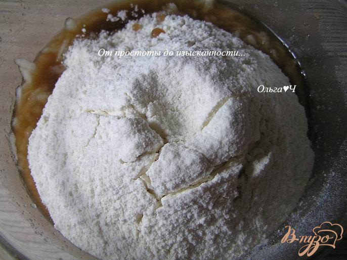 Фото приготовление рецепта: Яблочное печенье с корицей шаг №3