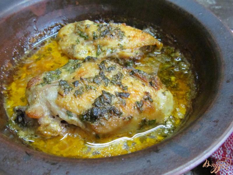 Фото приготовление рецепта: Курица по гречески шаг №6