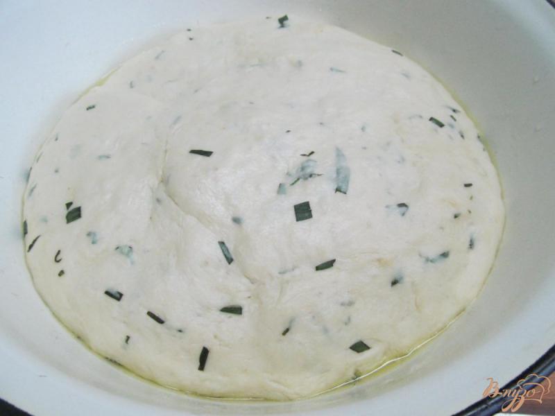 Фото приготовление рецепта: Белый хлеб с тархуном шаг №6