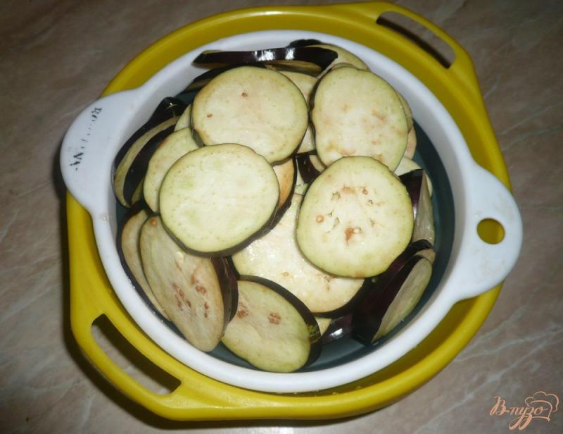 Фото приготовление рецепта: Острые баклажаны на зиму шаг №3