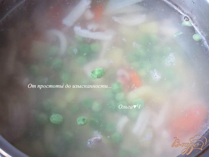 Фото приготовление рецепта: Сливочный суп с кальмарами шаг №5