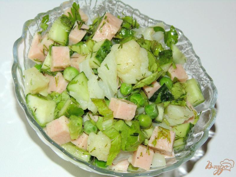 Фото приготовление рецепта: Салат из цветной капусты с ветчиной шаг №5
