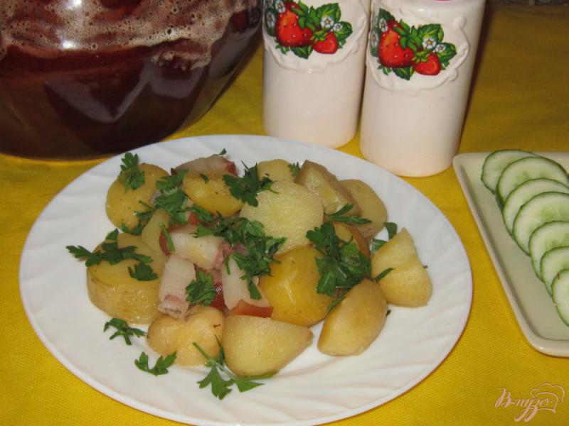 Фото приготовление рецепта: Молодой картофель запеченный в горшочке шаг №6