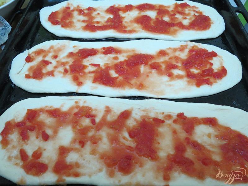 Фото приготовление рецепта: Пицца порционная шаг №6