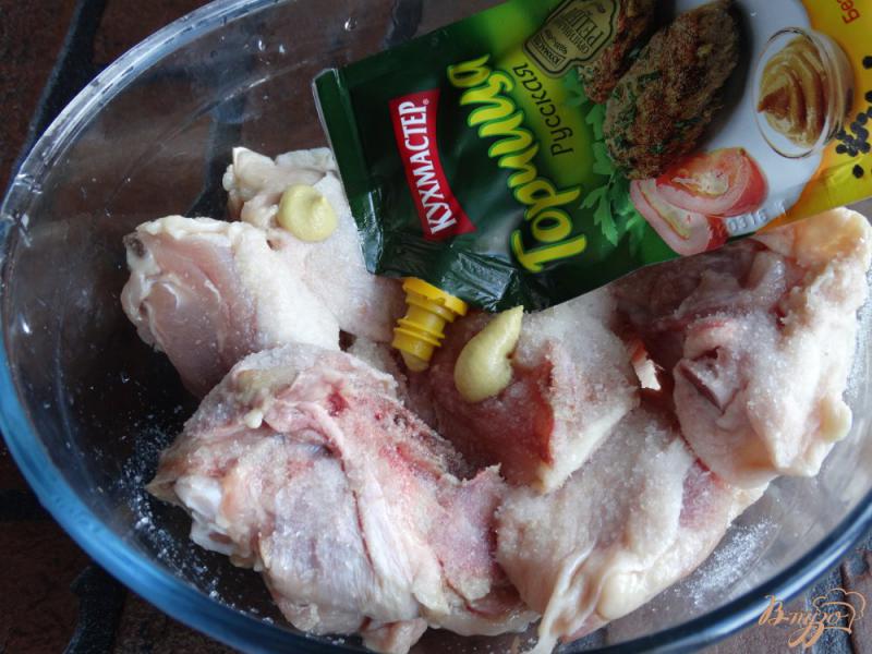 Фото приготовление рецепта: Курица запеченная с яблоками и горчицей в рукаве шаг №1
