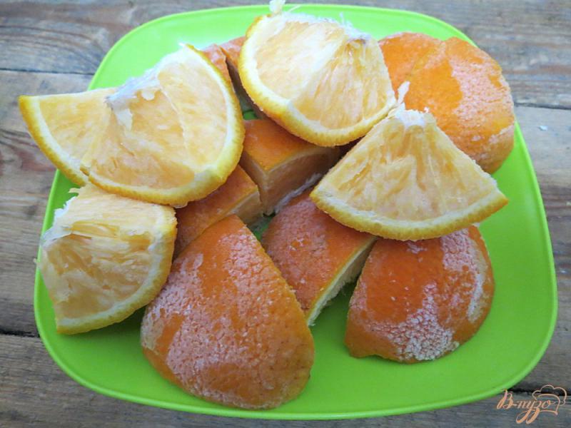 Фото приготовление рецепта: Апельсиновый напиток освежающий шаг №3