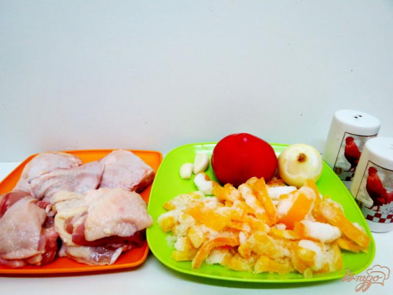 Фото приготовление рецепта: Курица с овощами в микроволновке шаг №1