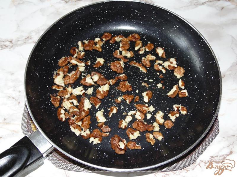 Фото приготовление рецепта: Паштет из коричневой чечевицы с грецкими орехами шаг №4