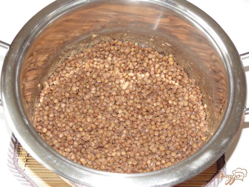 Фото приготовление рецепта: Паштет из коричневой чечевицы с грецкими орехами шаг №6