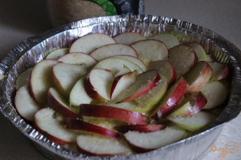 Фото приготовление рецепта: Творожно-рисовая запеканка с яблоками шаг №7