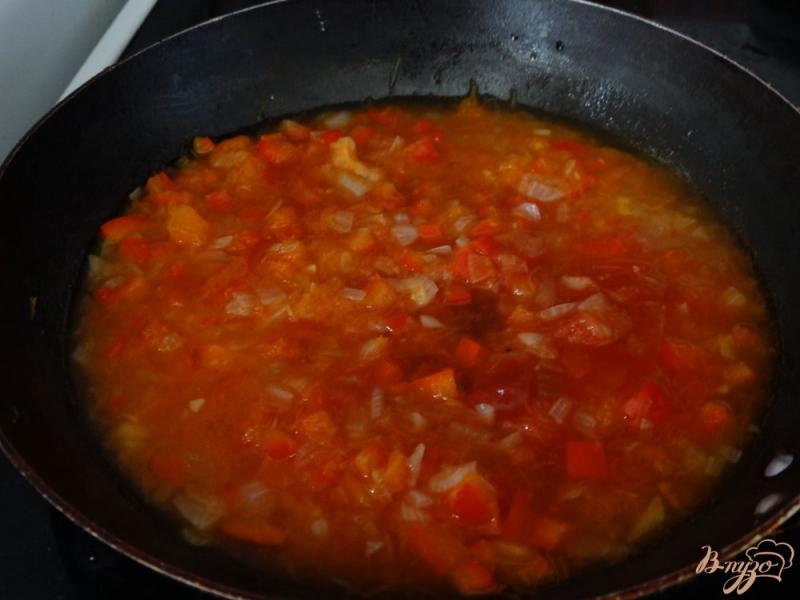 Фото приготовление рецепта: мясные тефтели с булгуром  тушеные в томатном соусе шаг №7